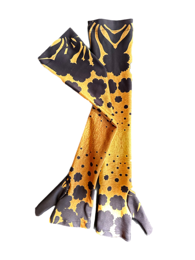 Saint Stella M Lully Opera Gloves: Black/Gold